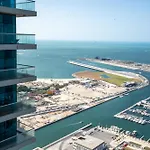 Exquisite 2-Bedroom Apartment With Sea View