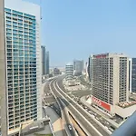 Elegant 2-Bedroom With Balcony At Burj Views In Downtown