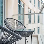 Elegant 2-Bedroom With Balcony At Burj Views In Downtown