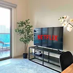 Cozy 1 Bedroom Apartment With Marina And Sea View Z1306
