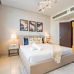Delightful 2Br At Sky Gardens Difc By Deluxe Holiday Homes