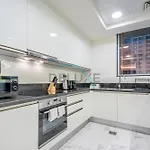 Chic 2Br In Meera Tower, Business Bay By Deluxe Holiday Homes