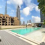 Fam Living - Burj Royale 2Bedroom - Fountain And Burj Views