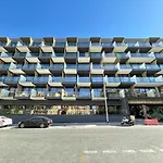 Stunning 1 Bedroom Modern Luxury Residence At Jvc
