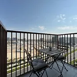 Elegant & Bright 1Br Getaway Near Dubai Hills Park