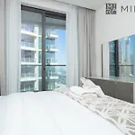 Mira Holiday Homes - Newly 2 Bedroom With Balcony In Business Bay