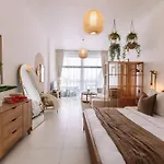 Beachfront Bliss On The Palm Jumeirah