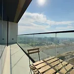 Trendy & Elegant 1Br In Jvc