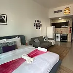 Cozy Studio- Dubai Marina