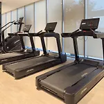 Grandeur 2 Bedroom Apartments I Burj Khalifa & Fountain Views I Free Parking, Gym, Pool, Wi-Fi & Ps5 I By Skyline Serenity