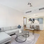 Splendid 2-Bedroom Apartment For 4 At Ontario Tower