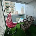 Chic Studio In Dubai Marina