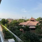 Entire House In Palm Jumeriah With Direct Access To The Beach