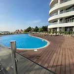 Entire House In Palm Jumeriah With Direct Access To The Beach