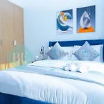 Bloomfields Cozy Stu In Azizi Riviera Meydan