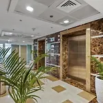 Luxury Studio - Lake View Tower