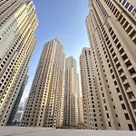 Sea Breeze Hostel Jbr