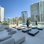 Vogue The Sterling By Omniyat Dubai Pool View With Balcony Near Burj Khalifa And Dubai Mall