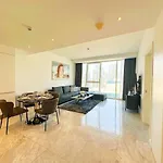 1Br With Hall Canal Views At The Pad In Business Bay By Vibel