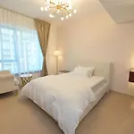 La Vista Holiday Home