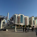 Backpackers Heaven ! 18 Beds In A 2 Bedroom Apartment In Front Of Union Metro Station Diera Dubai