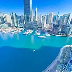 Spacious 2B Apt With Full Marina Views - Delphine