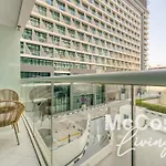 Beachfront Studio Right By Nakheel Mall