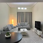 Lake View 1 Bedroom Apartment Jlt, Cluster D