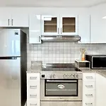 Homes 2 Retreat - Luxury & Spacious 1Br With Balcony In Business Bay