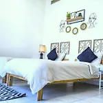 Marina Majesty- Homely & Cozy 2Br, Canalview, Central Location