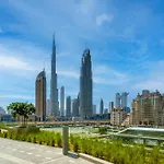 New Luxurious 4Br With Burj Khalifa & Dubai Fountain View Near Difc