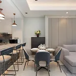 Nobles Tower - Modern 2Br Apartment With Stunning Views