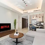 Nobles Tower - Modern 2Br Apartment With Stunning Views