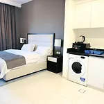 Daily And Monthly Studio In Jvc