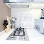 Studio Charm At Legacy Ideal Arjan Stay