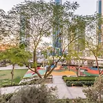 City Views 2Br Close To Burj Khalifa & Dubai Mall, Burj Vista Tower 2, Downtown By Deluxe Holiday Homes