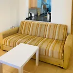 Studio Apartment In Dubai Marina Near Dmcc Metro Zumurud Tower