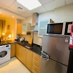 Studio Apartment In Dubai Marina Near Dmcc Metro Zumurud Tower