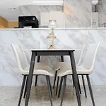 Escape24 - Luxury & Brand New 1Br In Al Khail Heights