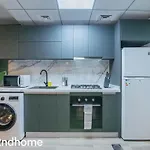 Spacious 1 Bedroom Unit With Maids Room