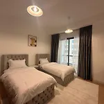 2Br Apartment In Jbr, The Walk