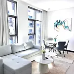 Luxury Apartment With Burj Khalifa View, Balcony Netflix Wehome Premium