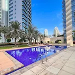 First Class 1Br Inviting Marina Views