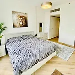 Airvistas Retreat At Wasl One Residence