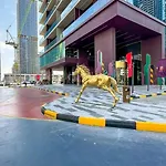 Jumeirah Lake Towers Stunning Lake View Apartment Mbl Royal Managed By Sunnyhomes