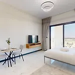 Rukan - Chic Studio In Dubailand
