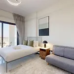 Rukan - Chic Studio In Dubailand