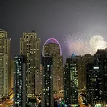 2 Bedroom Apartment With A Beautiful View Of The Marina Minimum 5 Night