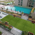 Chic 2Br Creek Vista, Near Downtown, Burj Khalifa And Dubai Mall