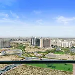 Modern Studio With All Amenities Ideal Location